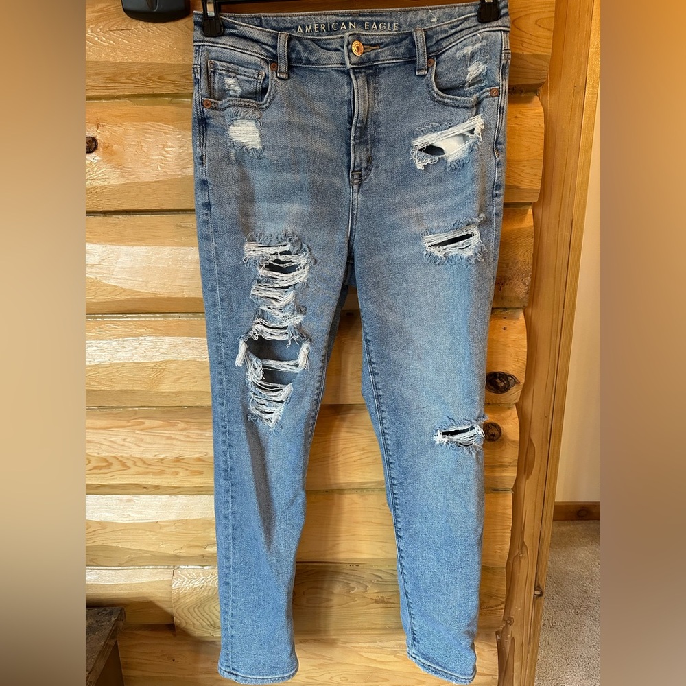 American Eagle Distressed Mom Jeans